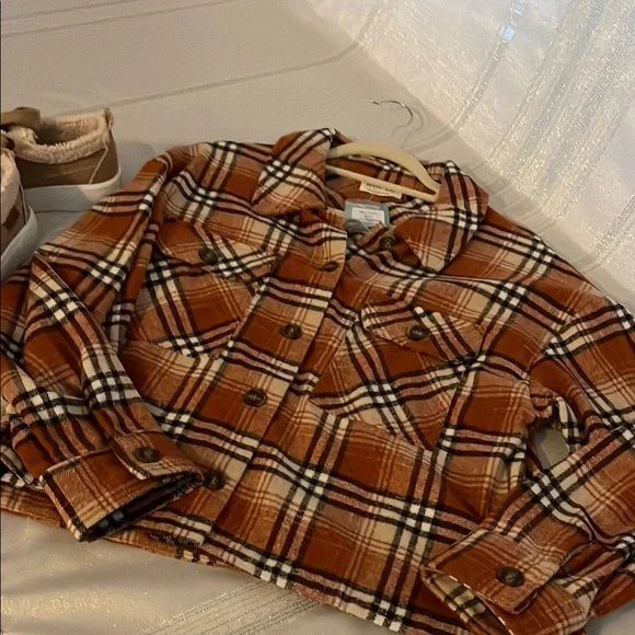 Plaid Brown wool women’s short jacket - Picture 1 of 3